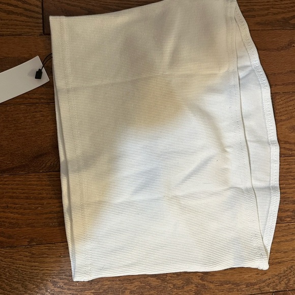 NWT White Cropped Tube Top - large - Picture 2 of 3